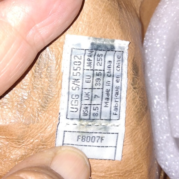 UGG BOOTS Heels - Picture 10 of 12